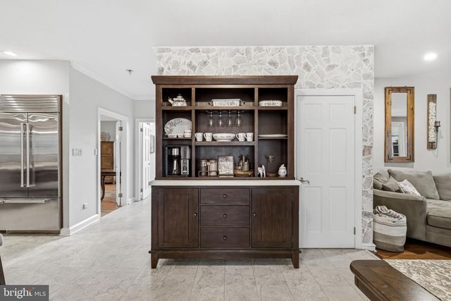 2 TEABERRY DR, Medford, NJ 08055