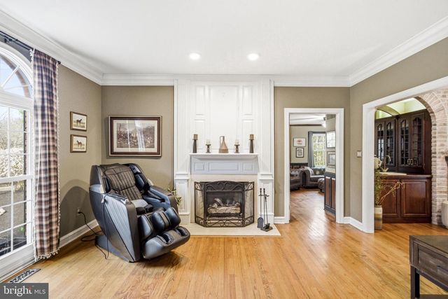 2 TEABERRY DR, Medford, NJ 08055