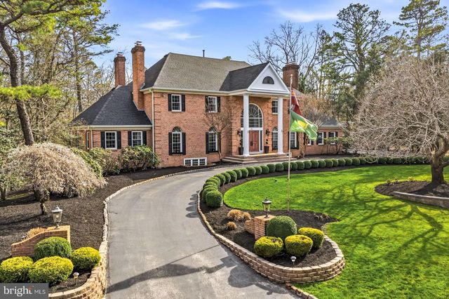 2 TEABERRY DR, Medford, NJ 08055