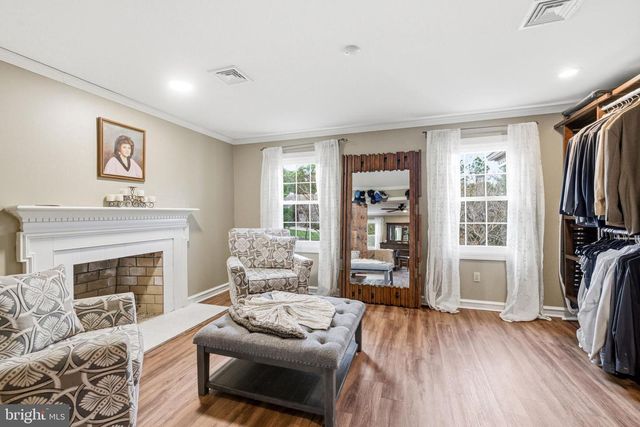2 TEABERRY DR, Medford, NJ 08055