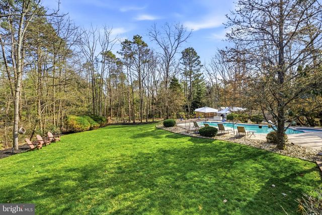 2 TEABERRY DR, Medford, NJ 08055