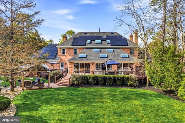 2 TEABERRY DR, Medford, NJ 08055
