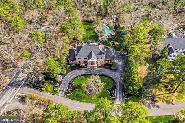 2 TEABERRY DR, Medford, NJ 08055