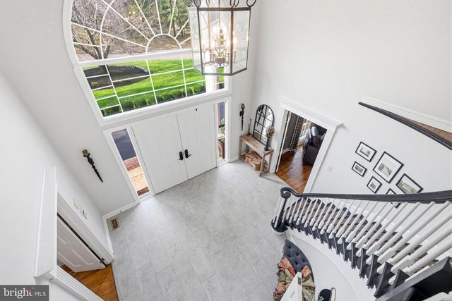 2 TEABERRY DR, Medford, NJ 08055