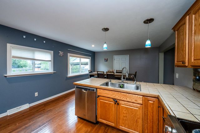 305 S Main Street, Berrien Springs Vllg, MI 49103