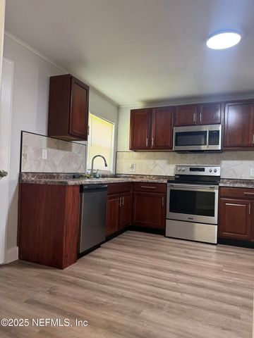 3413 EVE Drive E, Jacksonville, FL 32246