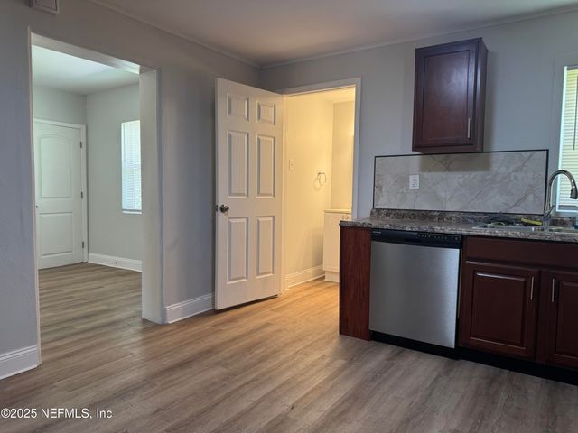 3413 EVE Drive E, Jacksonville, FL 32246