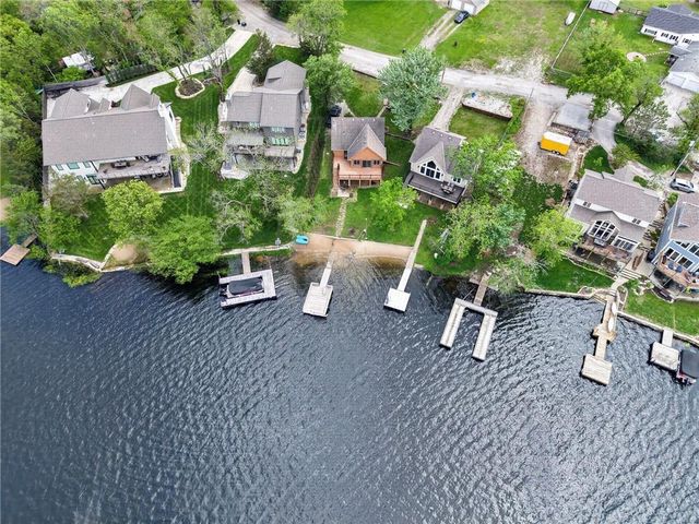 29320 W 153rd Terrace, Gardner, KS 66030