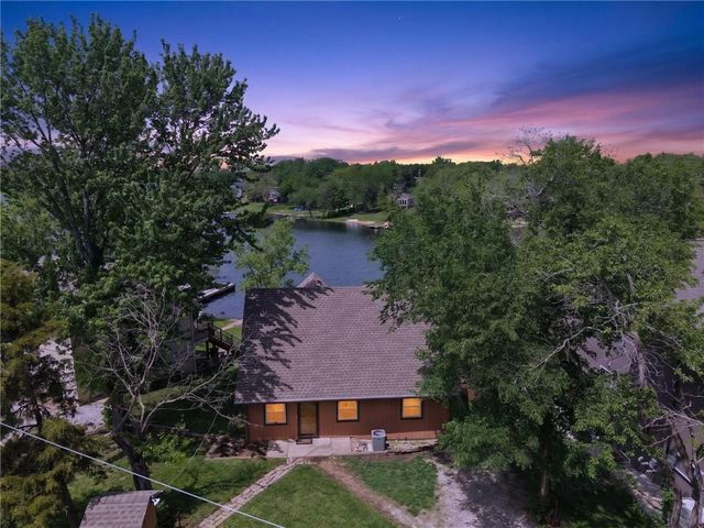 29320 W 153rd Terrace, Gardner, KS 66030
