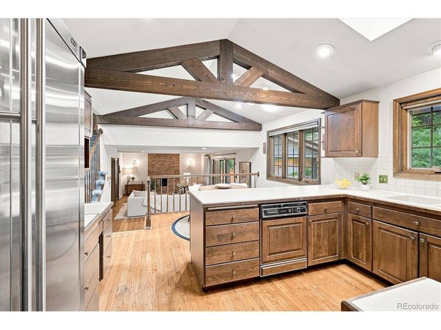 2550 Pierson St, Lakewood, CO 80215