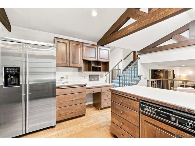 2550 Pierson St, Lakewood, CO 80215