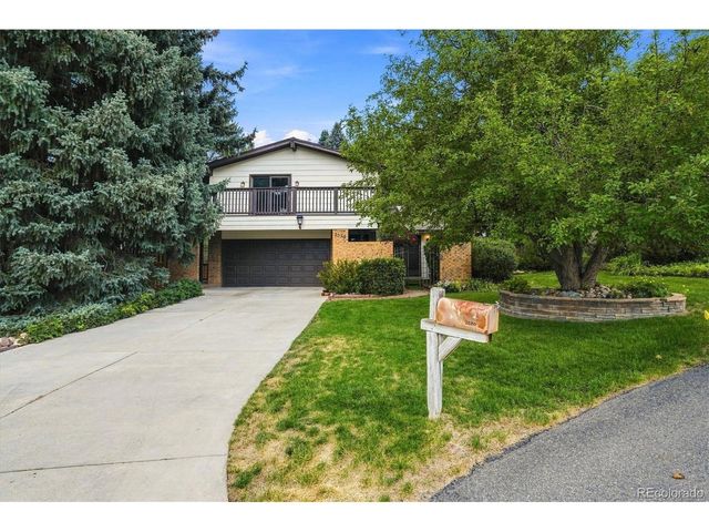 2550 Pierson St, Lakewood, CO 80215