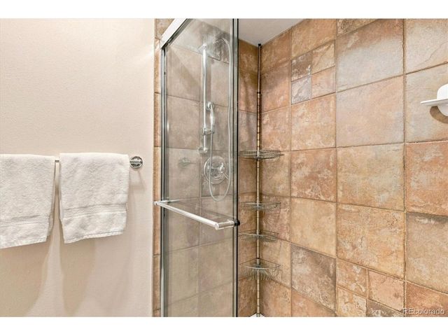 2550 Pierson St, Lakewood, CO 80215
