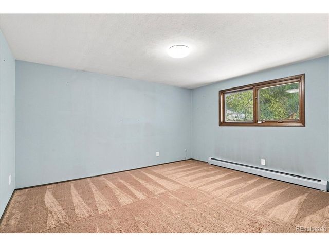 2550 Pierson St, Lakewood, CO 80215