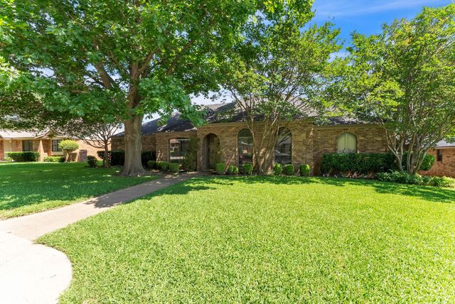227 Meadowlark Lane, Duncanville, TX 75137
