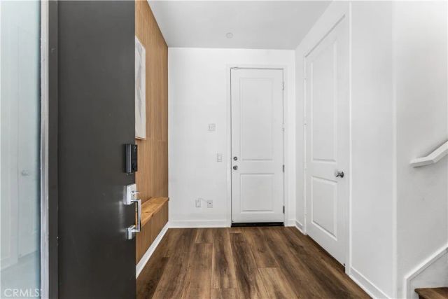 27568 Heron Pl, Valencia, CA 91381