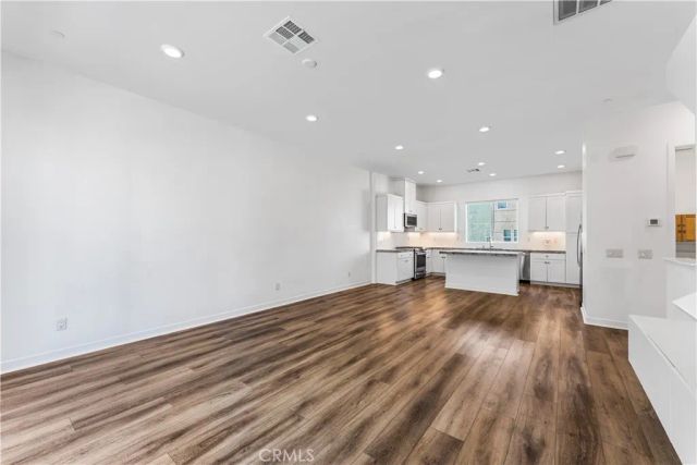 27568 Heron Pl, Valencia, CA 91381