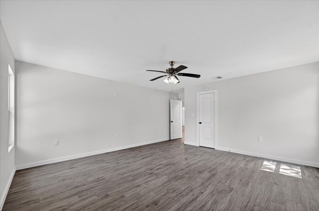 8591 Double Bridge Road, Mabank, TX 75156