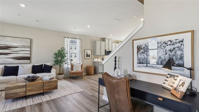 767 Olivia St, Collier Twp, PA 15205