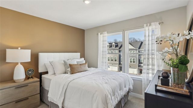 767 Olivia St, Collier Twp, PA 15205