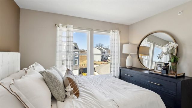 767 Olivia St, Collier Twp, PA 15205