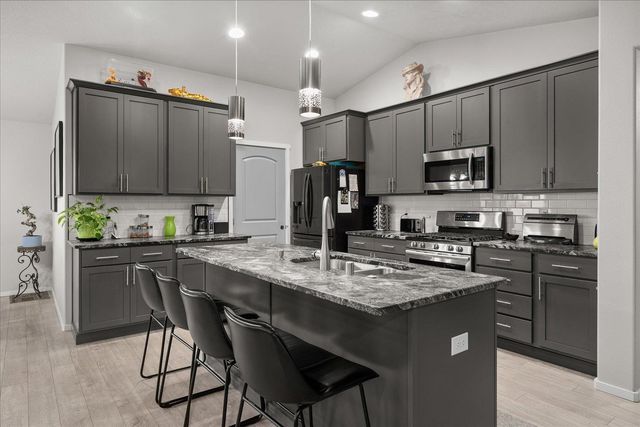 1710 N Arties Rd, Spokane Valley, WA 99016