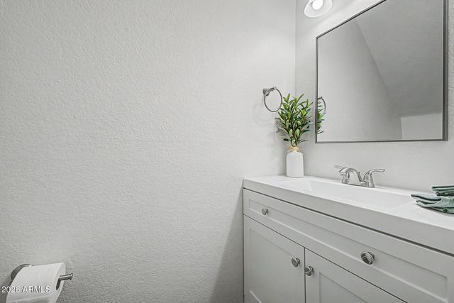 1601 N SABA Street 301, Chandler, AZ 85225