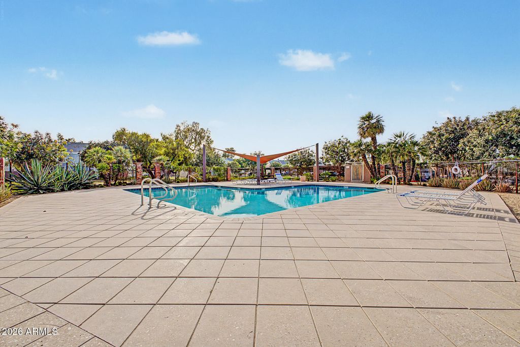 Image 30 of property listing at 1601 N SABA Street 301, Chandler, AZ 85225