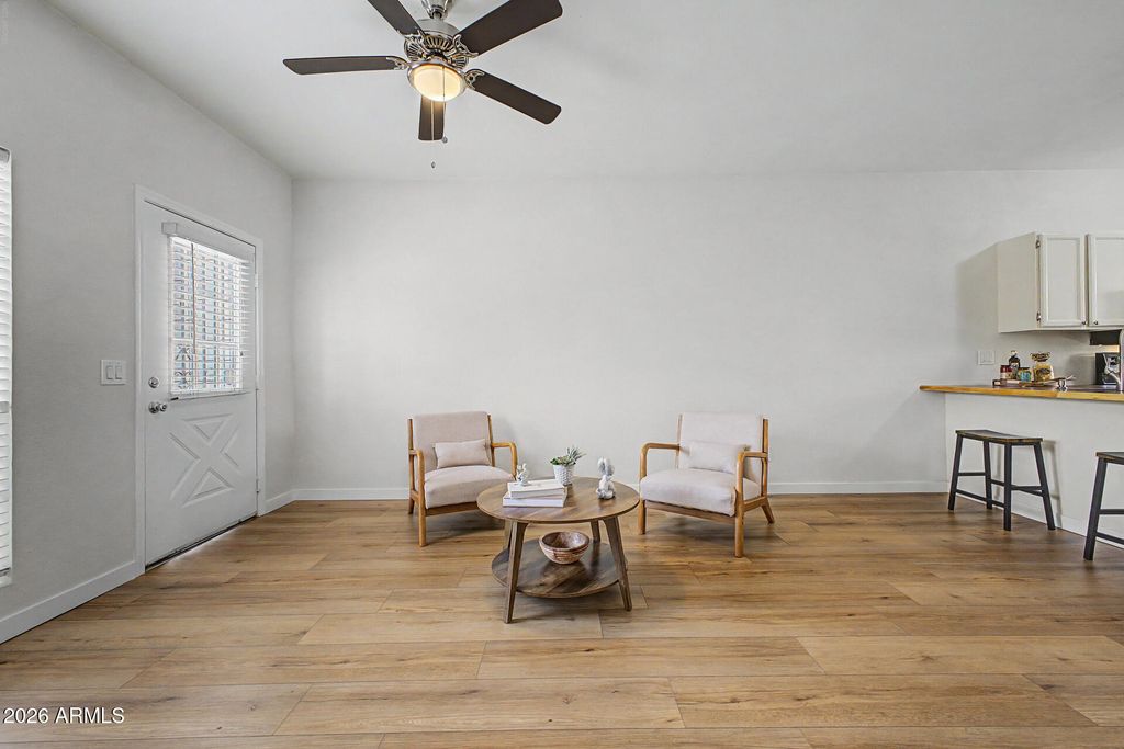 Image 8 of property listing at 1601 N SABA Street 301, Chandler, AZ 85225