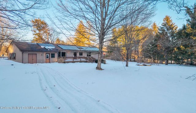 609 New Paltz Road, Highland, NY 12528