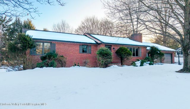 609 New Paltz Road, Highland, NY 12528