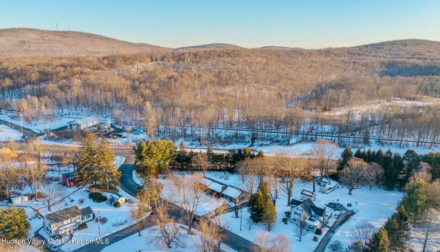 609 New Paltz Road, Highland, NY 12528