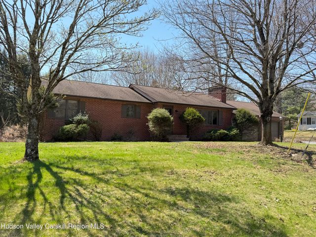 609 New Paltz Road, Highland, NY 12528