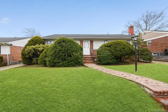 2225 Leighton Road, Elmont, NY 11003