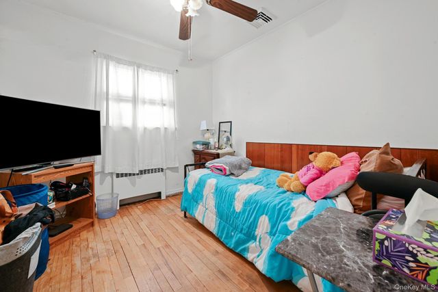 2225 Leighton Road, Elmont, NY 11003