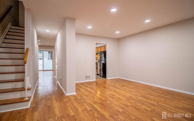 4-H Quincy Circle, South Brunswick, NJ 08810