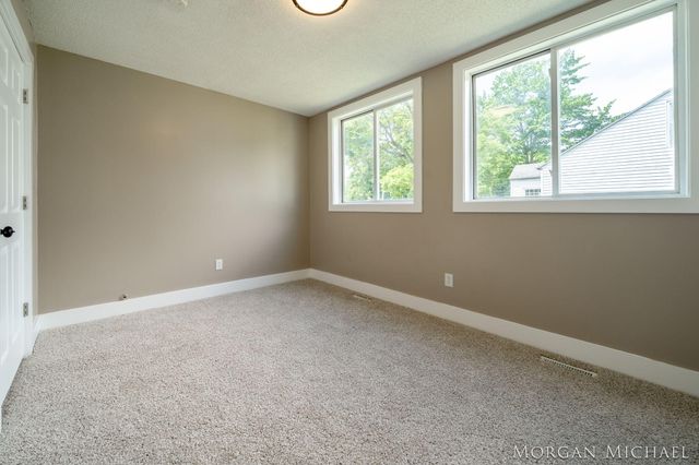 700 Oak Avenue, Muskegon City, MI 49442