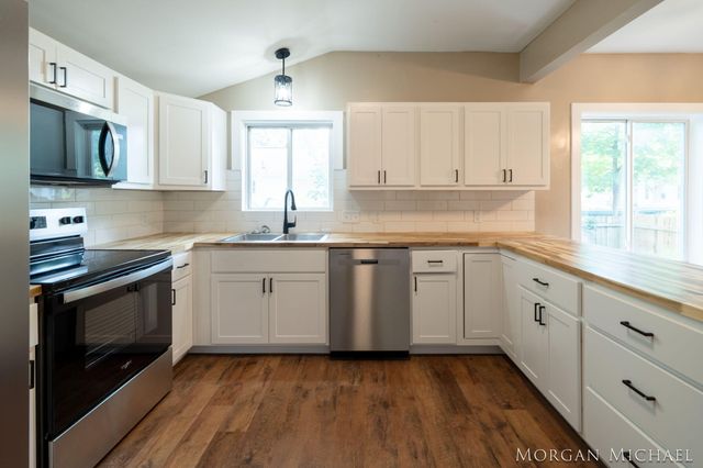 700 Oak Avenue, Muskegon City, MI 49442