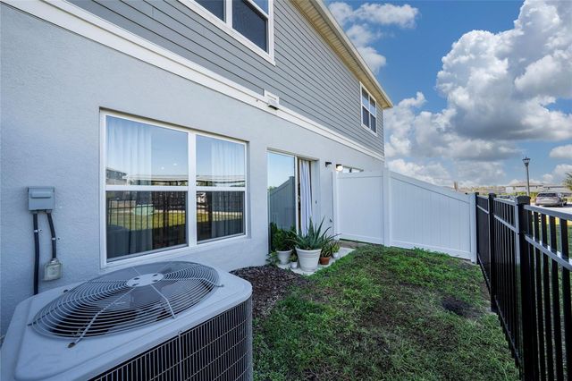 1349 MIRABELLA CIR, Davenport, FL 33897