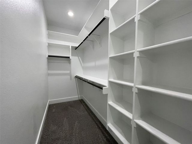 2417 N Winnetka Avenue, Dallas, TX 75212