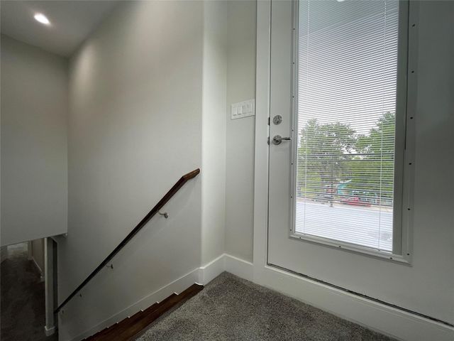 2417 N Winnetka Avenue, Dallas, TX 75212