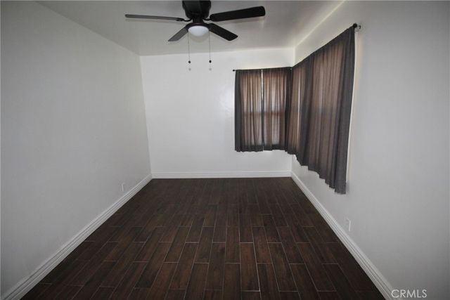 4954 Tweedy Boulevard B, South Gate, CA 90280