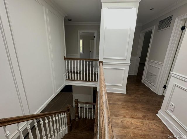 2068 Lansing Place, Muttontown, NY 11791