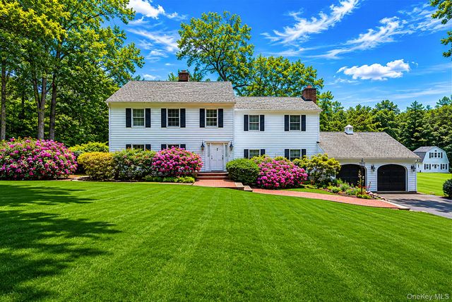 2068 Lansing Place, Muttontown, NY 11791