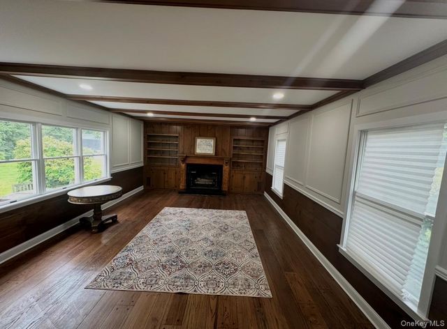 2068 Lansing Place, Muttontown, NY 11791