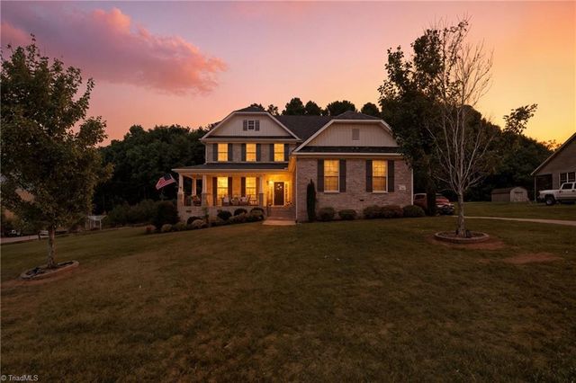 6908 River Gate Court, Oak Ridge, NC 27310