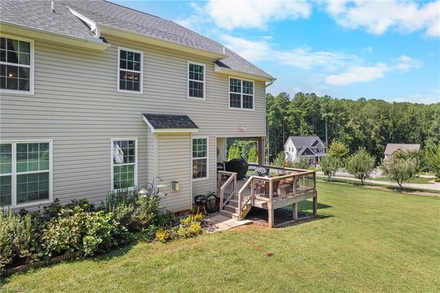 6908 River Gate Court, Oak Ridge, NC 27310