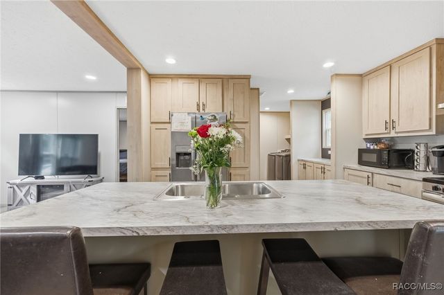 6761 W Jessica Court, Homosassa, FL 34446