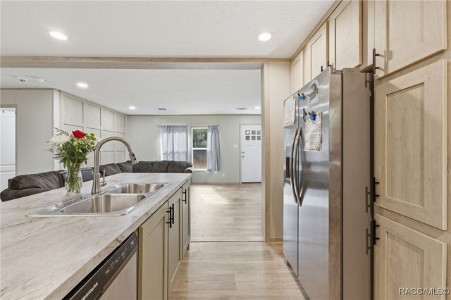 6761 W Jessica Court, Homosassa, FL 34446