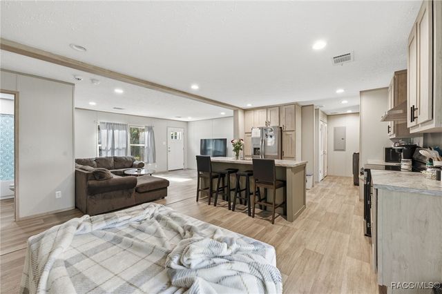 6761 W Jessica Court, Homosassa, FL 34446